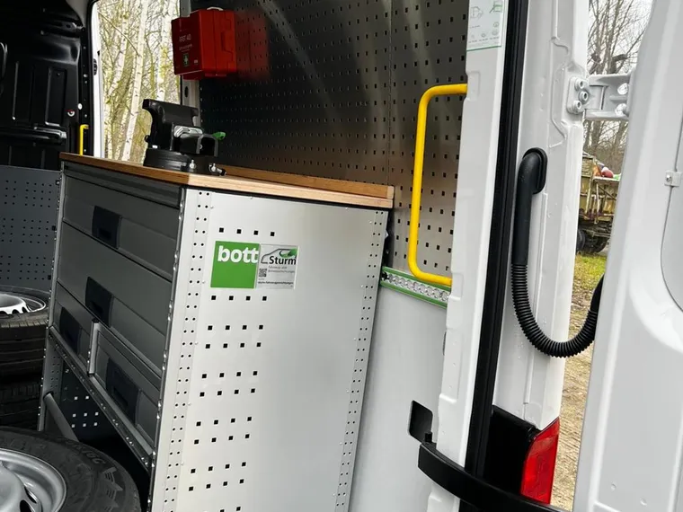 Wasserversorgung · Versorger – VW Crafter 4