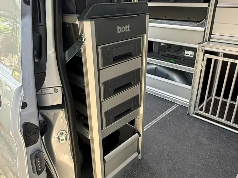 bott vario3 Fahrzeugeinrichtung Projektbeispiel 4